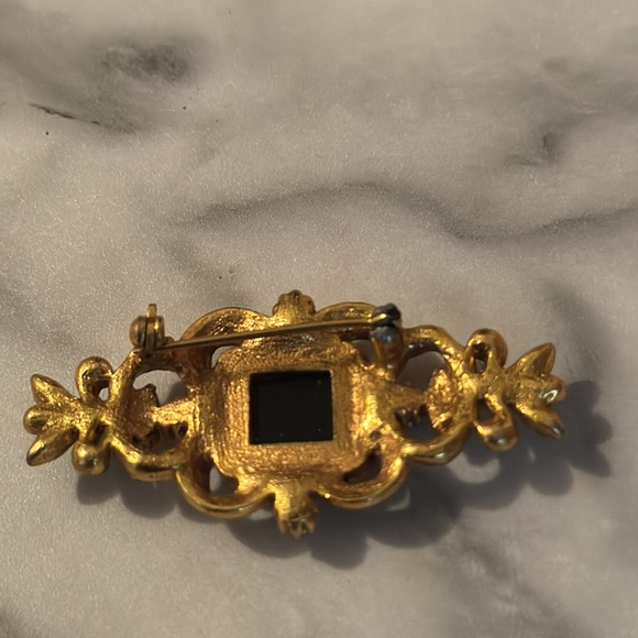 Vintage Goltone Black Crystal Regal Victorian Style Brooch 80s - Picture 4 of 5